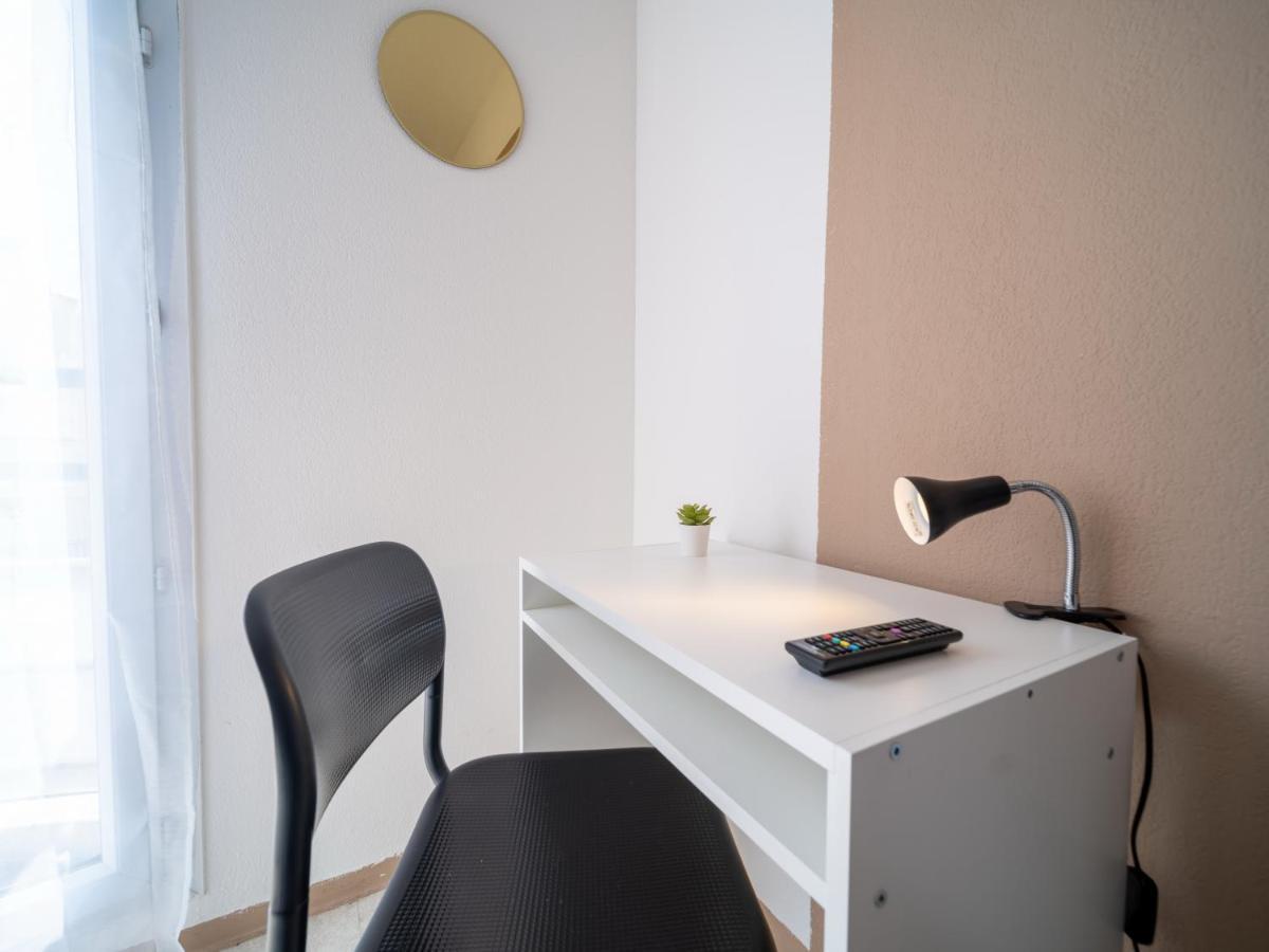 Appartement Climatise Avec Parking A 6Min A Pied De La Gare St Charles Marseille Eksteriør billede