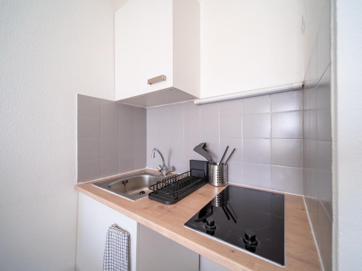 Appartement Climatise Avec Parking A 6Min A Pied De La Gare St Charles Marseille Eksteriør billede