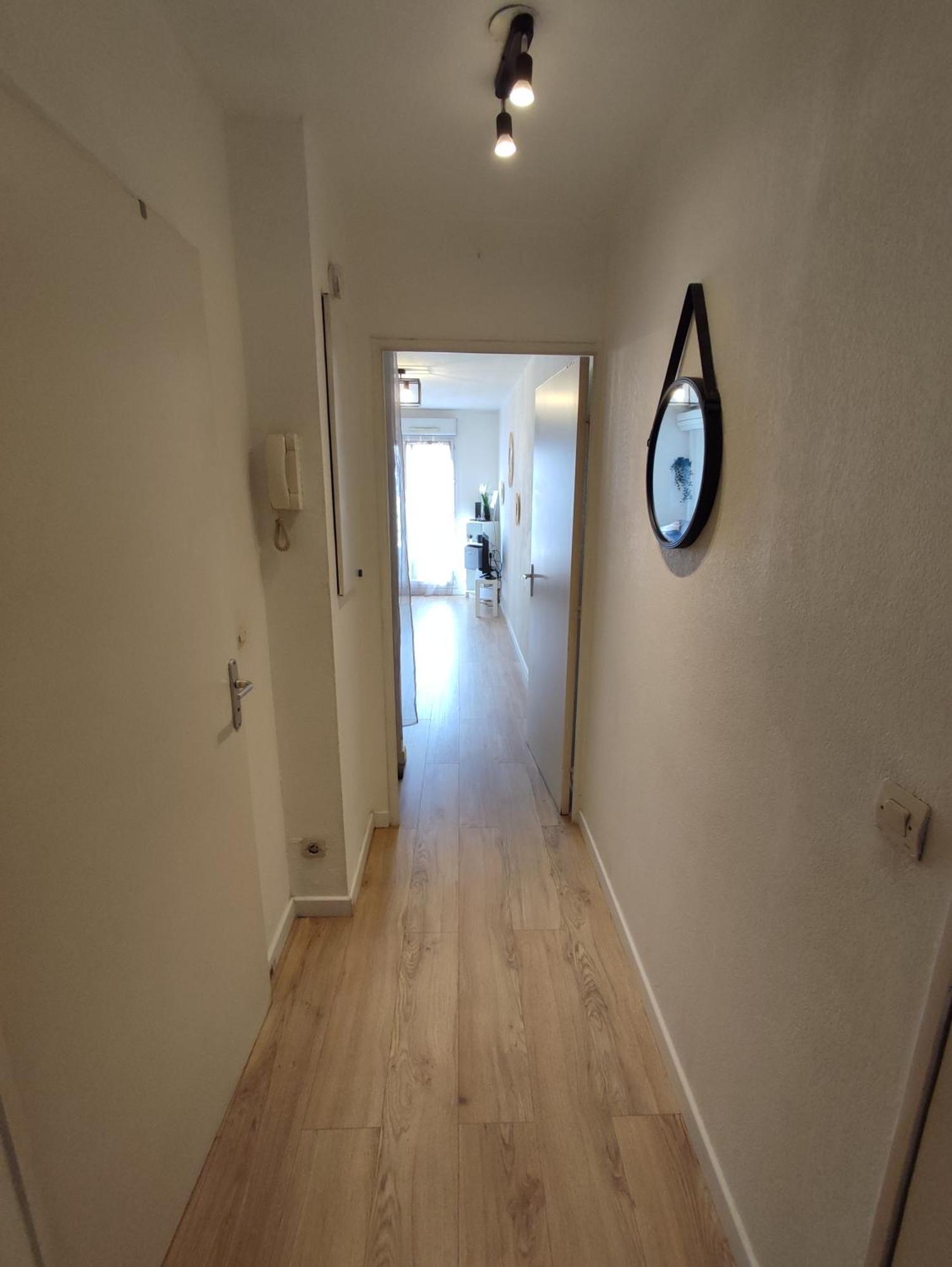 Appartement Climatise Avec Parking A 6Min A Pied De La Gare St Charles Marseille Eksteriør billede