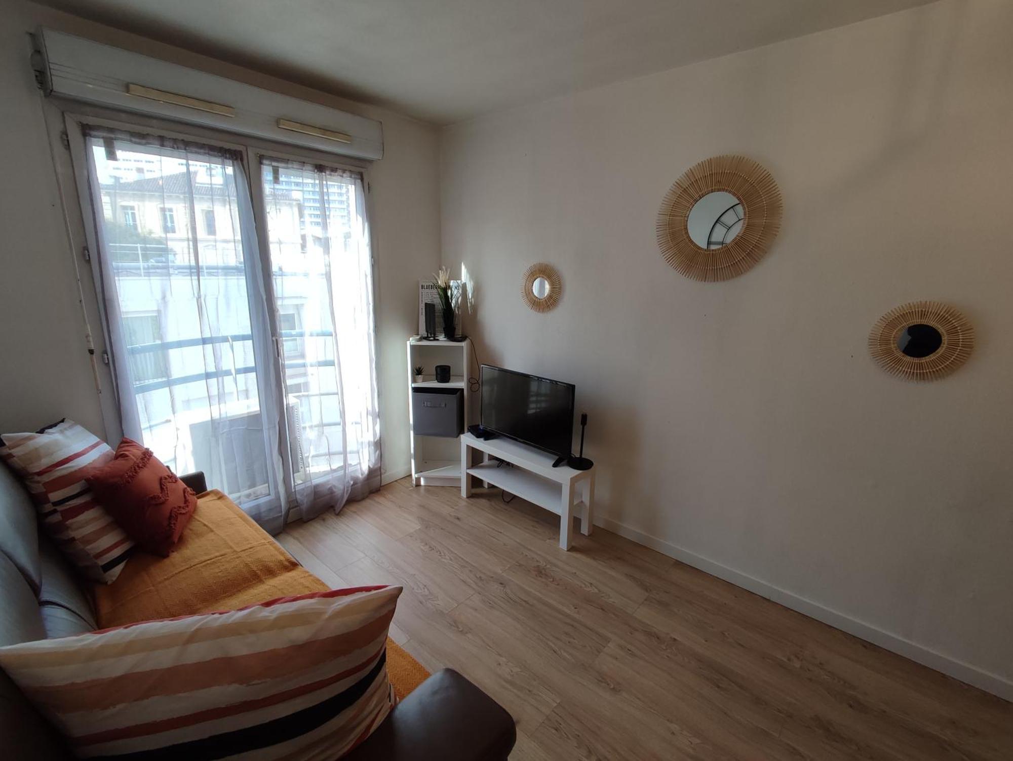 Appartement Climatise Avec Parking A 6Min A Pied De La Gare St Charles Marseille Eksteriør billede